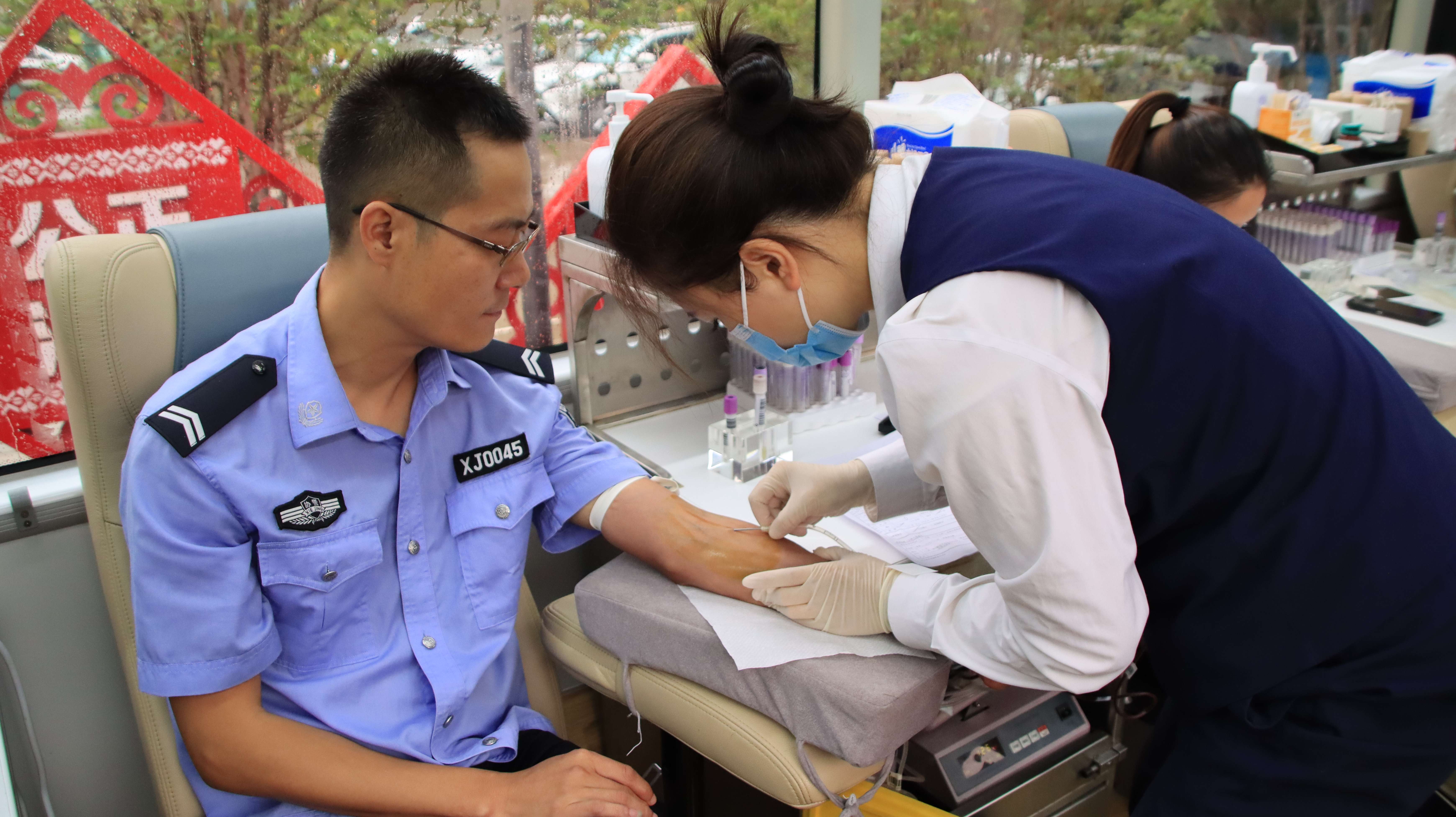 热血护生命 |新平县组织开展无偿献血活动